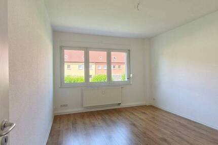 Wohnung Kitzscher Braußwig - 2 Zimmer, 50 m&sup2;, 293&euro; | Angebot:26885994