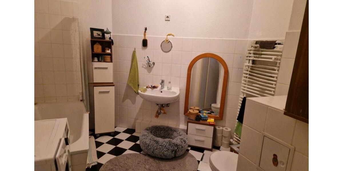 Etagenwohnung Leipzig Südwest - 2 Zimmer, 70 m&sup2;, 530&euro; | Angebot:25479181