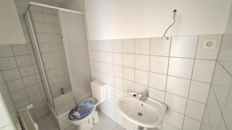 Hochparterre Schkeuditz - 1 Zimmer, 38 m&sup2;, 399&euro; | Angebot:26505037