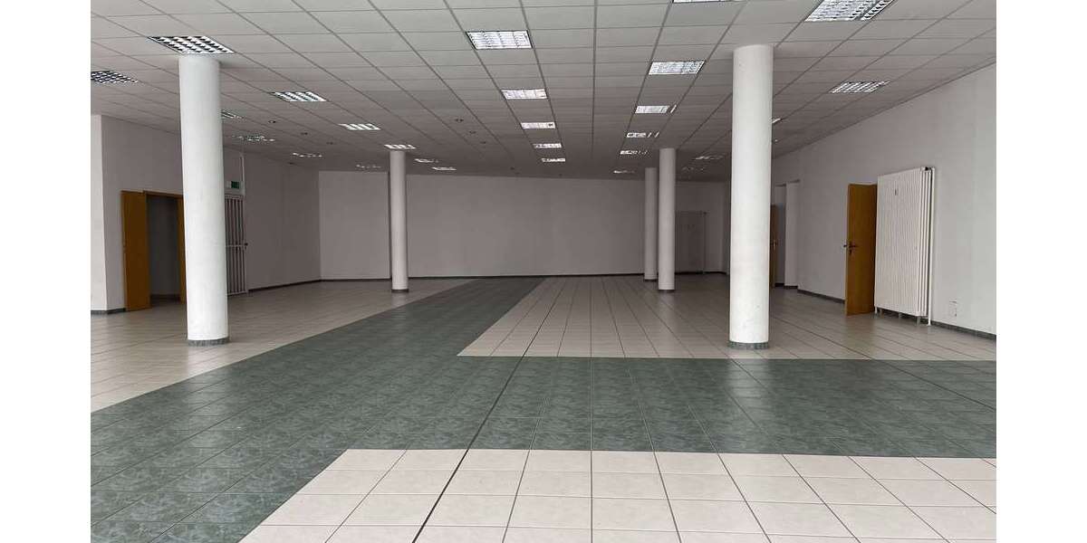 Einzelhandel in Merseburg 8.000 € 800 m² zimmer