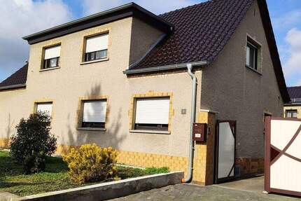 Haus Sandersdorf-Brehna Zscherndorf - 5 Zimmer, 170 m&sup2;, 320.000&euro; | Angebot:25704671