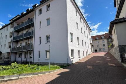 Wohnung Leuna - 4 Zimmer, 90 m&sup2;, 720&euro; | Angebot:25054921