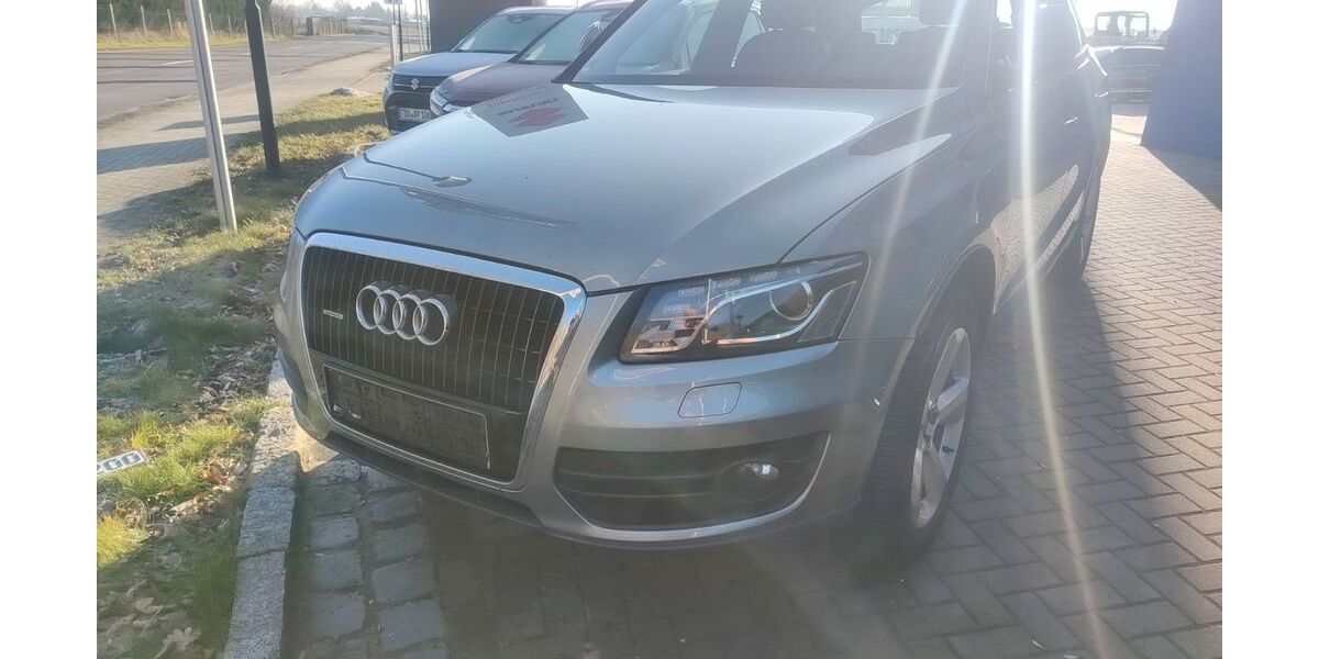Audi Q5 147.700 km 15.999 &euro; Laußig/ OT Durchwehna 04849