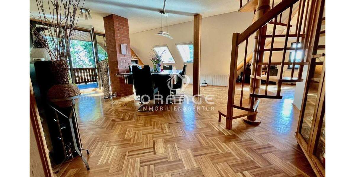 Mehrfamilienhaus, Wohnhaus Leipzig- Burghausen / Rückmarsdorf Burghausen-Rückmarsdorf - 9 Zimmer, 240 m&sup2;, 675.000&euro; | Angebot:25815670