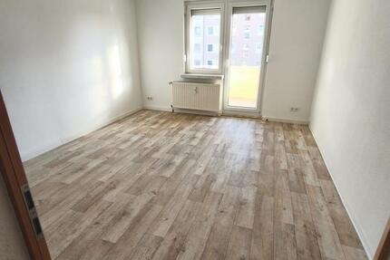 Wohnung Groitzsch - 3 Zimmer, 59 m&sup2;, 446&euro; | Angebot:26424127