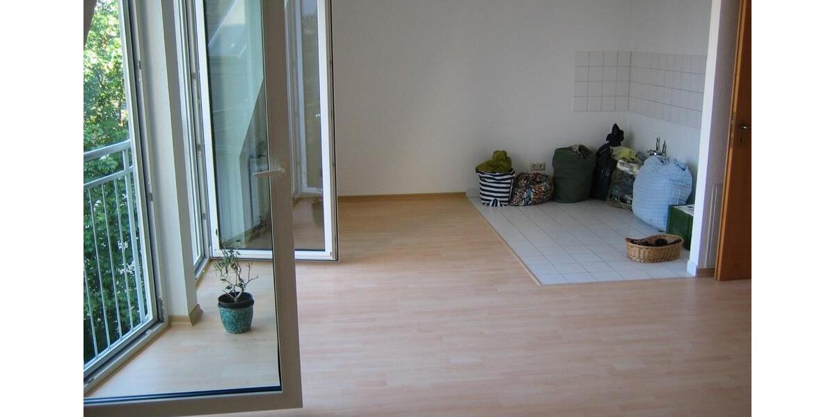 Dachgeschoßwohnung Leipzig Süd - 1.5 Zimmer, 43 m&sup2;, 125.000&euro; | Angebot:26481049