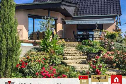 Haus zum Kaufen in Schkeuditz 589.500 € 172 m² 8 zimmer