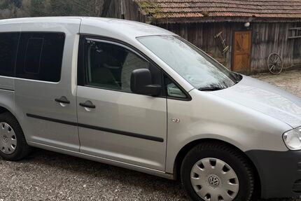 VW Caddy 175.429 km 8.250 &euro; Schkeuditz 04435