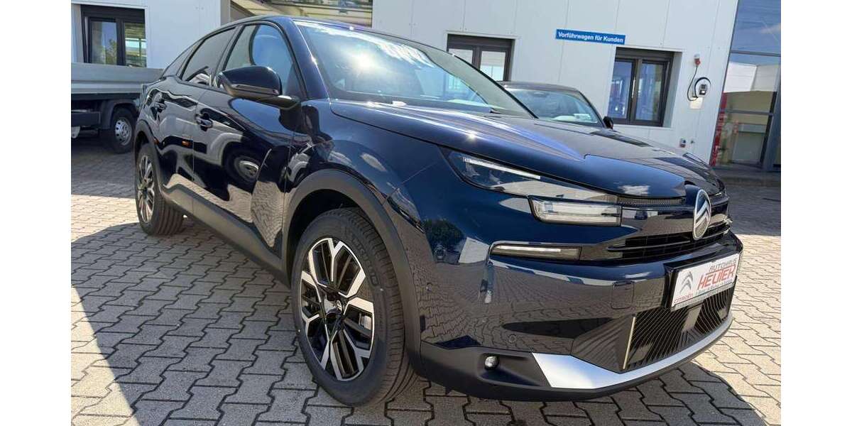 Citroen C4 4.500 km 24.490 &euro; Borna 04552