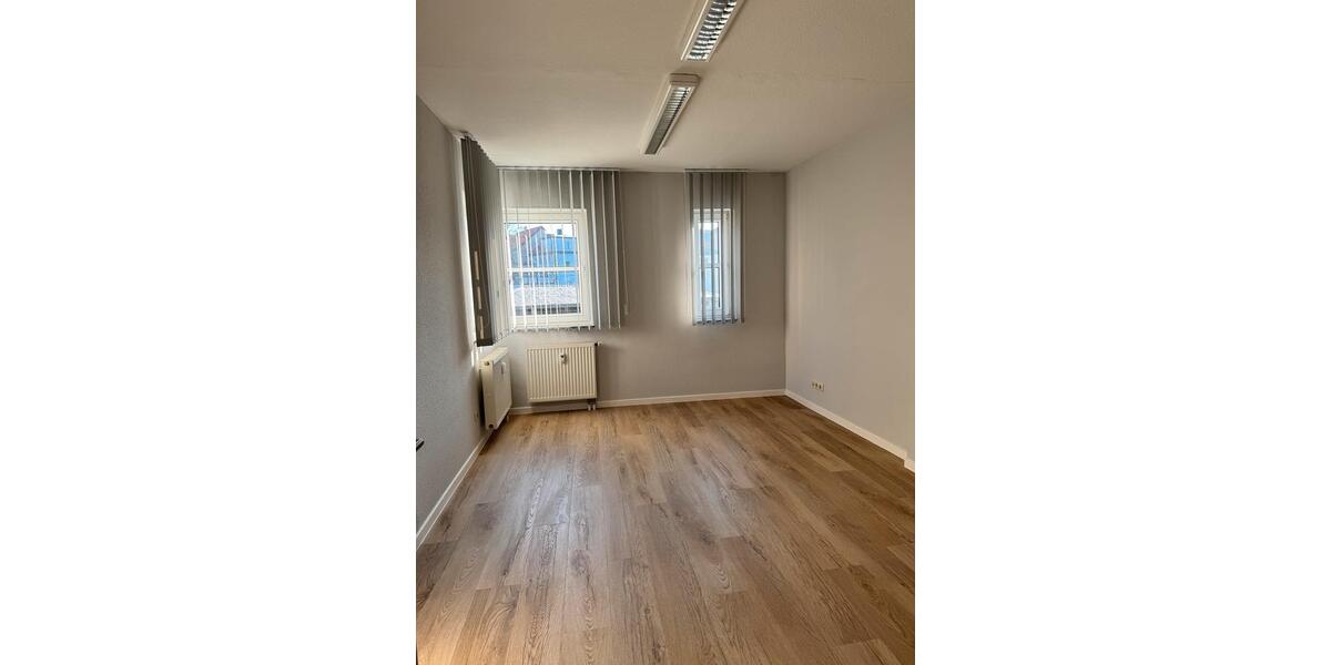 Gewerbeobjekt Zwenkau - 200&euro; | Angebot:25054627