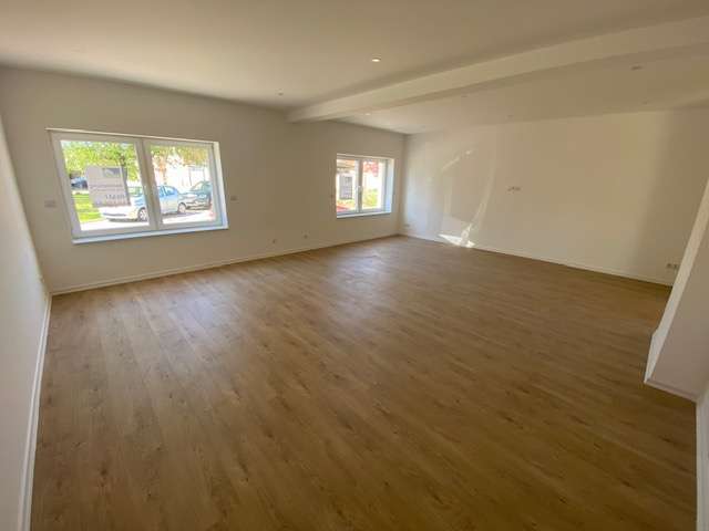 Etagenwohnung Schkopau Lochau - 3 Zimmer, 122 m&sup2;, 1.218&euro; | Angebot:25335475
