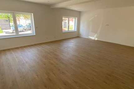 Wohnung Schkopau Lochau - 3 Zimmer, 122 m&sup2;, 1.218&euro; | Angebot:25335475