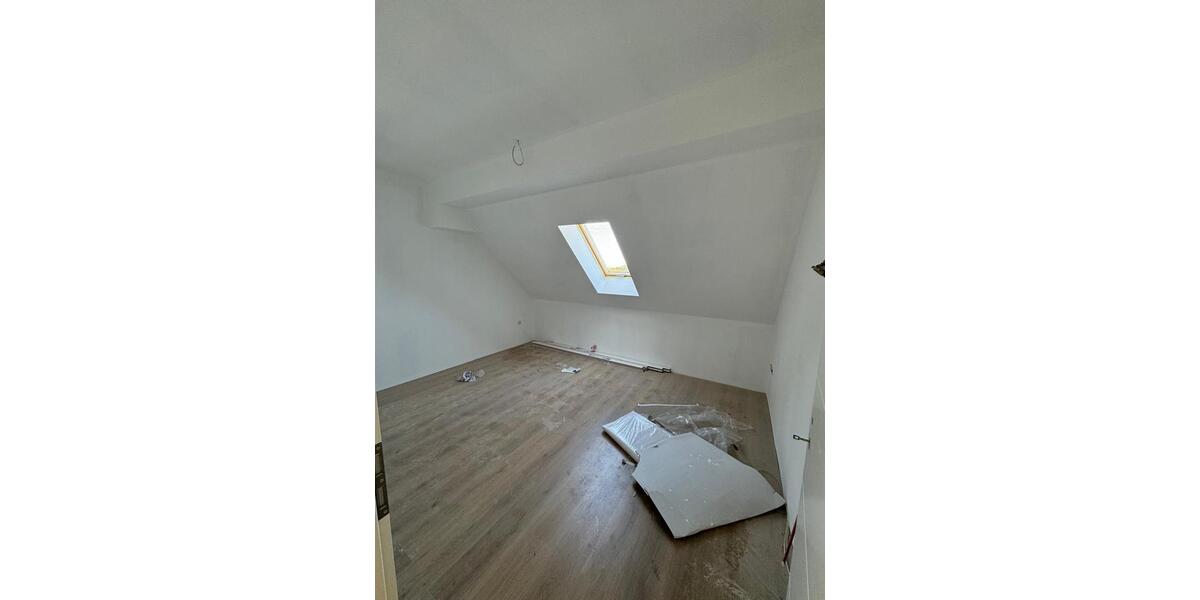 Dachgeschoßwohnung Leipzig Südwest - 2 Zimmer, 55 m&sup2;, 500&euro; | Angebot:25714822