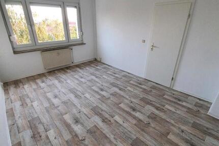 Wohnung Kitzscher - 2 Zimmer, 46 m&sup2;, 41.000&euro; | Angebot:24690163