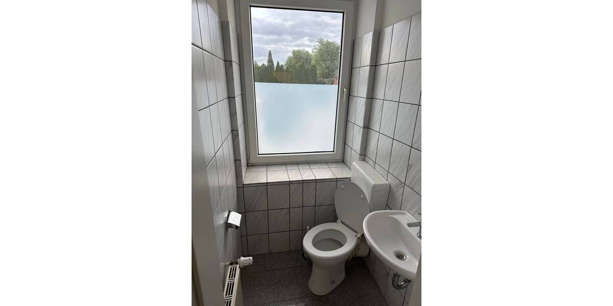 Gewerbeobjekt Böhlen - 2 Zimmer, 56 m&sup2;, 750&euro; | Angebot:25744993
