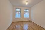 Neuwertige 3 Zimmer Wohnung mit großem Balkon