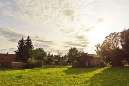 Grundstück zu verkaufen in Schkopau-Hohenweiden 420.000 € 2900 m² zimmer