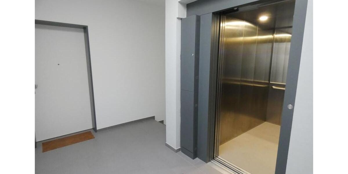 Etagenwohnung Leipzig Altwest - 4 Zimmer, 113 m&sup2;, 1.465&euro; | Angebot:25783864