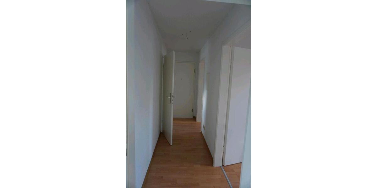 Dachgeschoßwohnung Zwenkau - 2 Zimmer, 39 m&sup2;, 350&euro; | Angebot:26568425