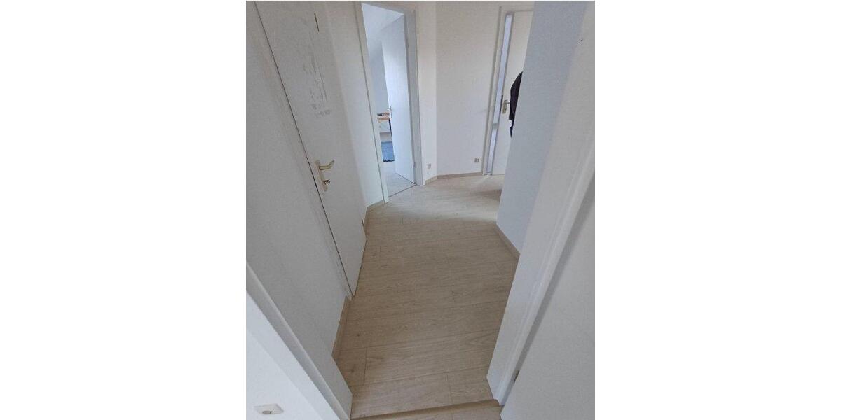 Dachgeschoßwohnung Neukieritzsch - 3 Zimmer, 66 m&sup2;, 380&euro; | Angebot:26178165