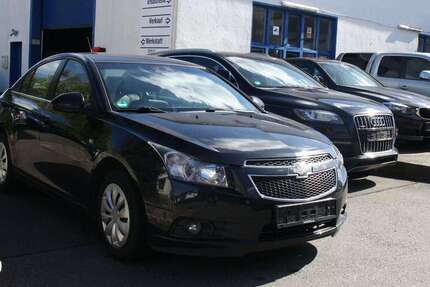 Chevrolet Cruze 163.415 km 4.600 € Böhlen 04564