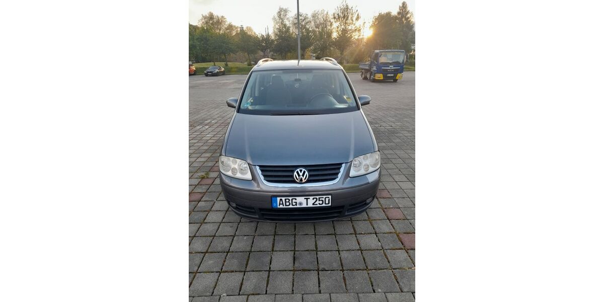 VW Touran 282.775 km 1.500 &euro; Lucka 04613