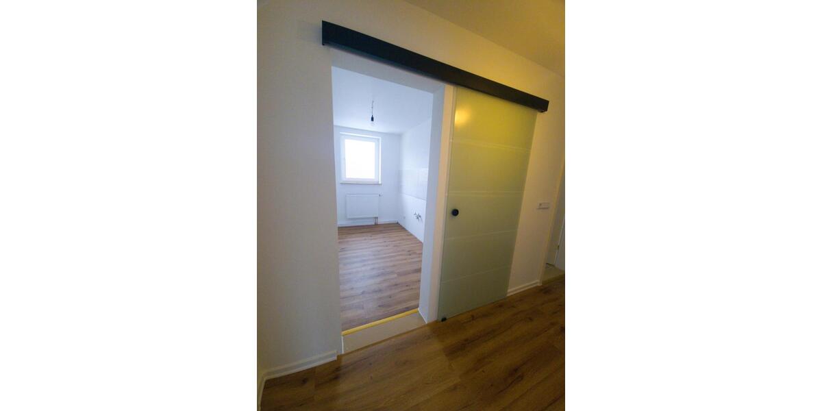 Etagenwohnung Hohenmölsen - 3 Zimmer, 61 m&sup2;, 70.000&euro; | Angebot:26701386