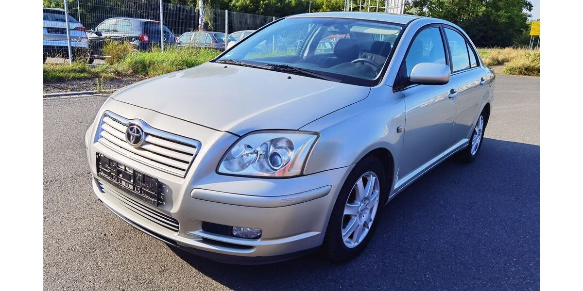 Toyota Avensis 91.200 km 3.490 &euro; Taucha 04425