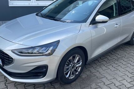 Ford Focus 5.998 km 19.899 € Leuna 06237