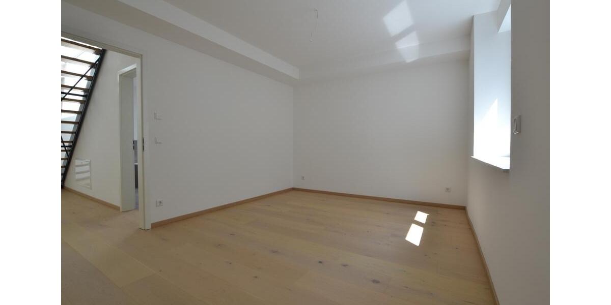 Reihenhaus Leipzig Ost - 4 Zimmer, 147 m&sup2;, 2.076&euro; | Angebot:24747257