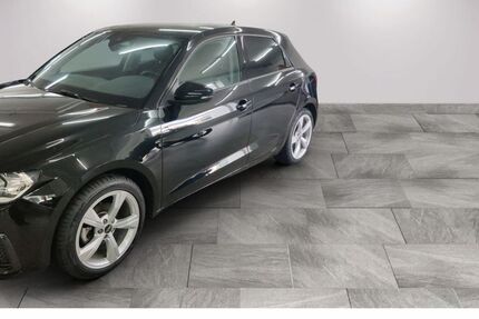 Audi A1 9.370 km 23.420 &euro; Borna 04552