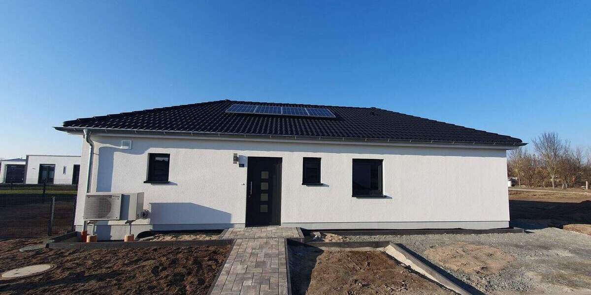 Bungalow Löbnitz - 4 Zimmer, 110 m&sup2;, 1.500&euro; | Angebot:25665788