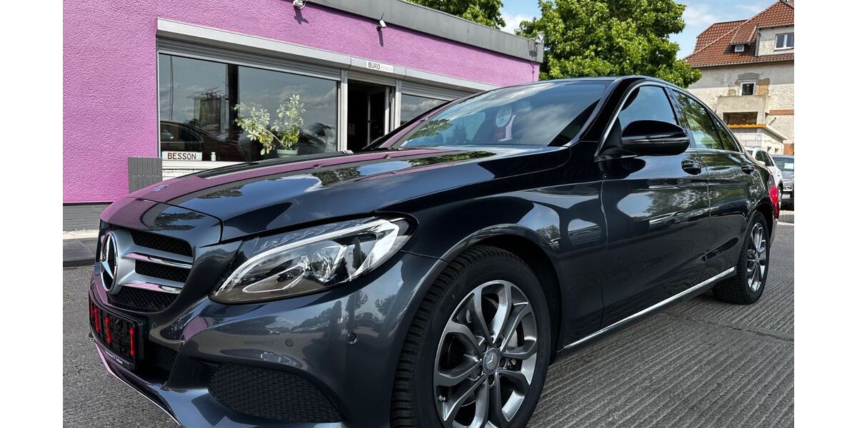 Mercedes-Benz C 250 89.070 km 22.480 &euro; Kabelsketal OT Gröbers 06184
