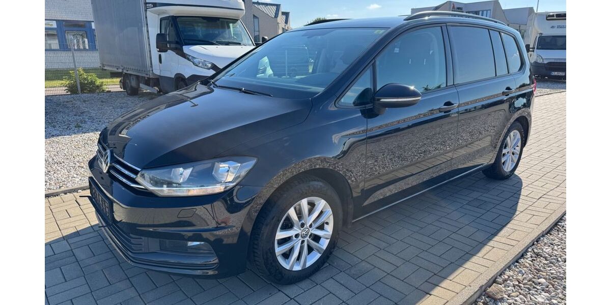 VW Touran 330.000 km 8.200 &euro; Leipzig 04347