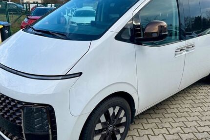 Hyundai STARIA 130.000 km 28.990 &euro; Zwenkau OT Löbschütz 04442