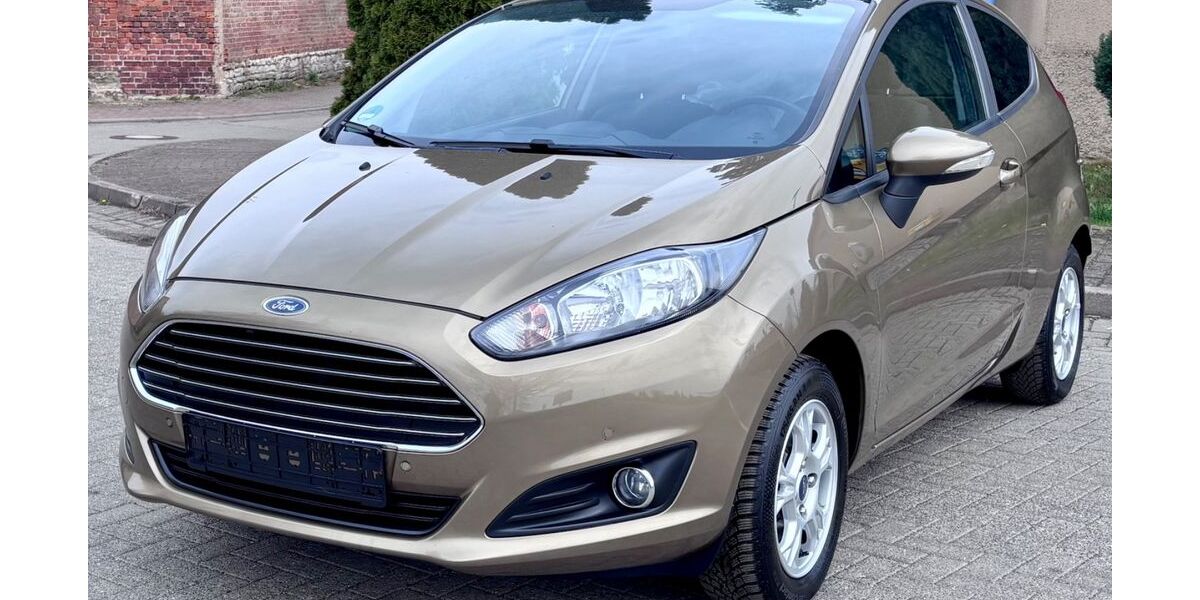 Ford Fiesta 85.601 km 6.990 &euro; Schkopau / OT Wallendorf 06258