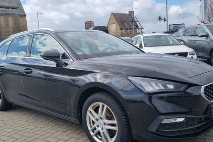 Seat Leon 166.283 km 12.990 &euro; Leipzig 04179