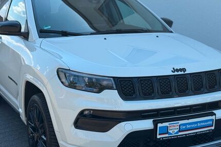 Jeep Compass 37.499 km 25.979 € Schkeuditz 04435