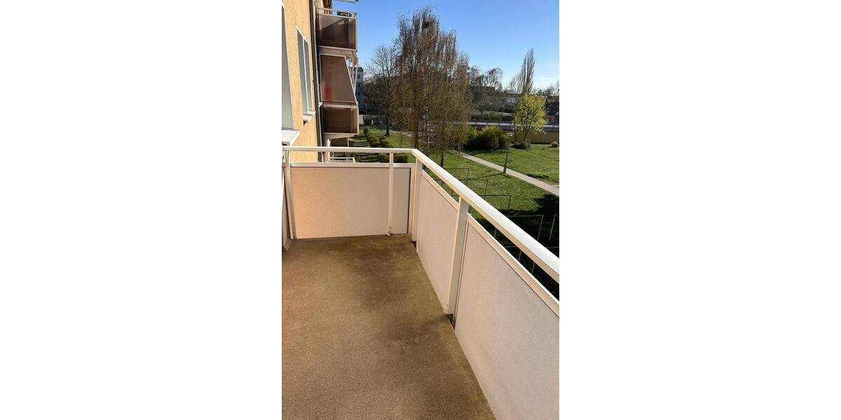 Etagenwohnung Bad Dürrenberg - 3 Zimmer, 61 m&sup2;, 351&euro; | Angebot:26088596