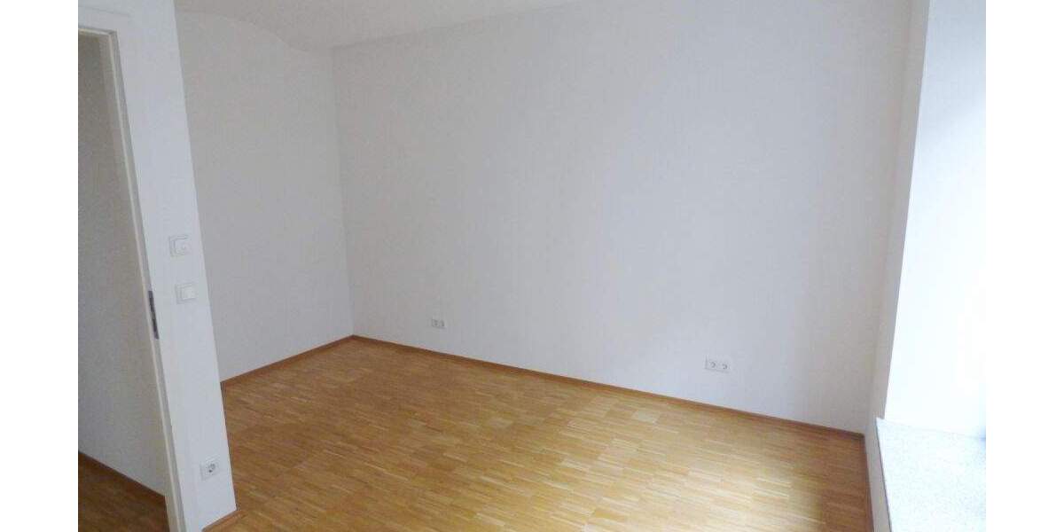Etagenwohnung Leipzig Südvorstadt - 5 Zimmer, 212 m&sup2;, 2.332&euro; | Angebot:26474731