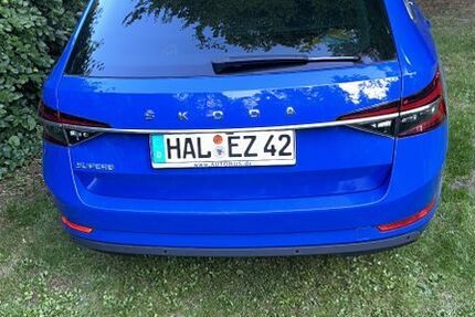 Skoda Superb 112.500 km 19.700 € Halle 06110