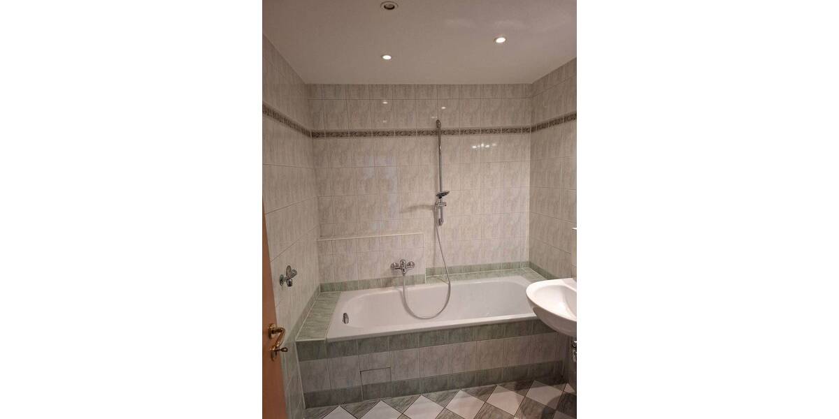 Etagenwohnung Leipzig Wahren - 2 Zimmer, 56 m&sup2;, 473&euro; | Angebot:26703287