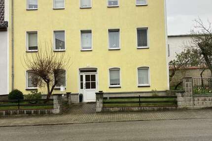 Haus Bad Lausick - 8 Zimmer, 235 m&sup2;, 159.000&euro; | Angebot:26139873