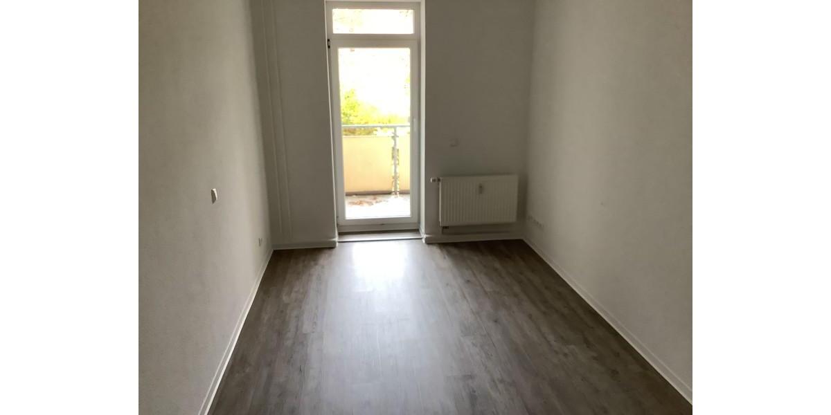 Neue Wohnung, neues Glück! Individuelle 2-Zi.-Wohnung mit Balkon 2 zimmer