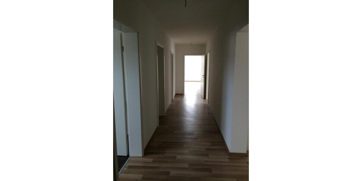 NEUBAU+TRAUMWOHNUNG+5-R.+1 BALKON+TOLLES BAD+GÄSTE WC+FBH+LIFT+TIEFGARAGE++UVM.+ 5 zimmer