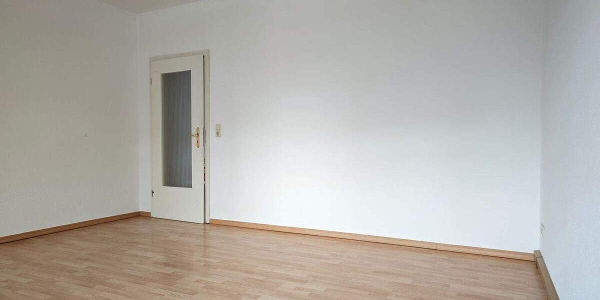 Etagenwohnung Markranstädt Quesitz - 2 Zimmer, 62 m&sup2;, 531&euro; | Angebot:25820490