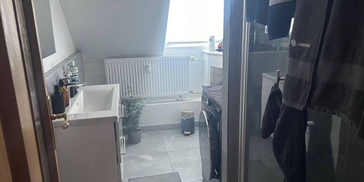 Etagenwohnung Merseburg Neumarkt (Vorstadt) - 3 Zimmer, 65 m&sup2;, 390&euro; | Angebot:26450224