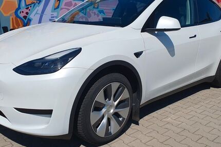 Tesla Model Y 68.500 km 29.990 &euro; Leipzig 04179