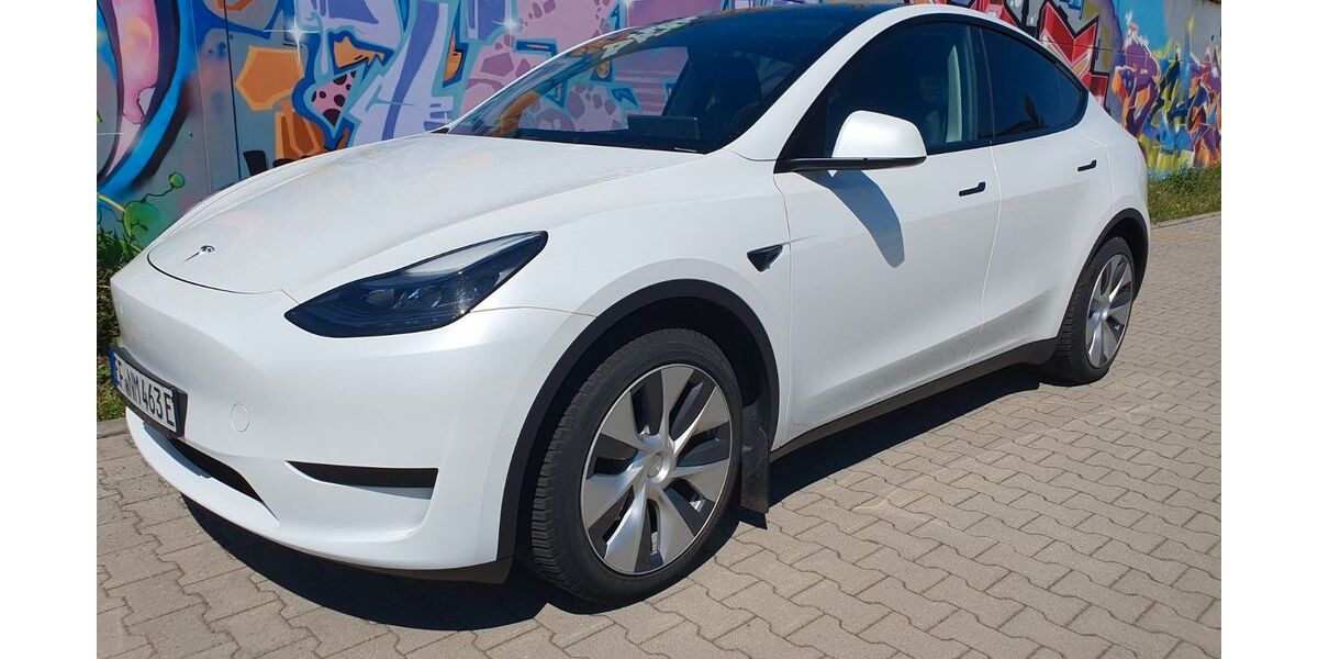 Tesla Model Y 68.500 km 29.990 &euro; Leipzig 04179
