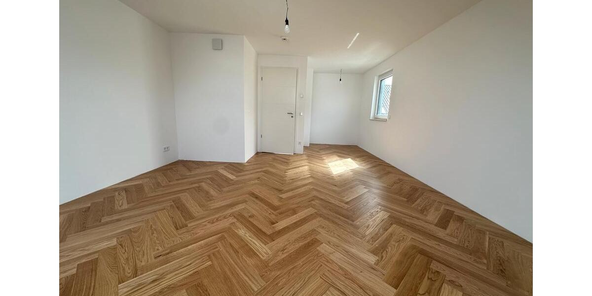 Reihenhaus Leipzig Ost - 4 Zimmer, 139 m&sup2;, 1.850&euro; | Angebot:27710155